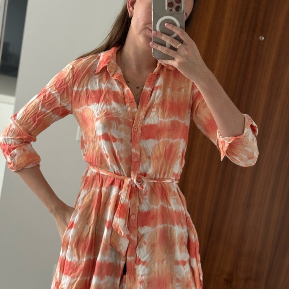 Beach dress with light fabric